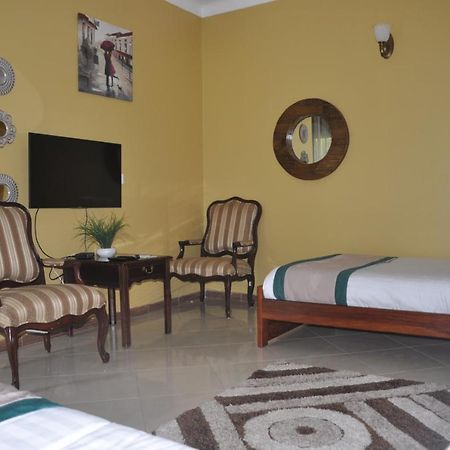 Home Bliss Hotel- Fort Portal Uganda Esterno foto