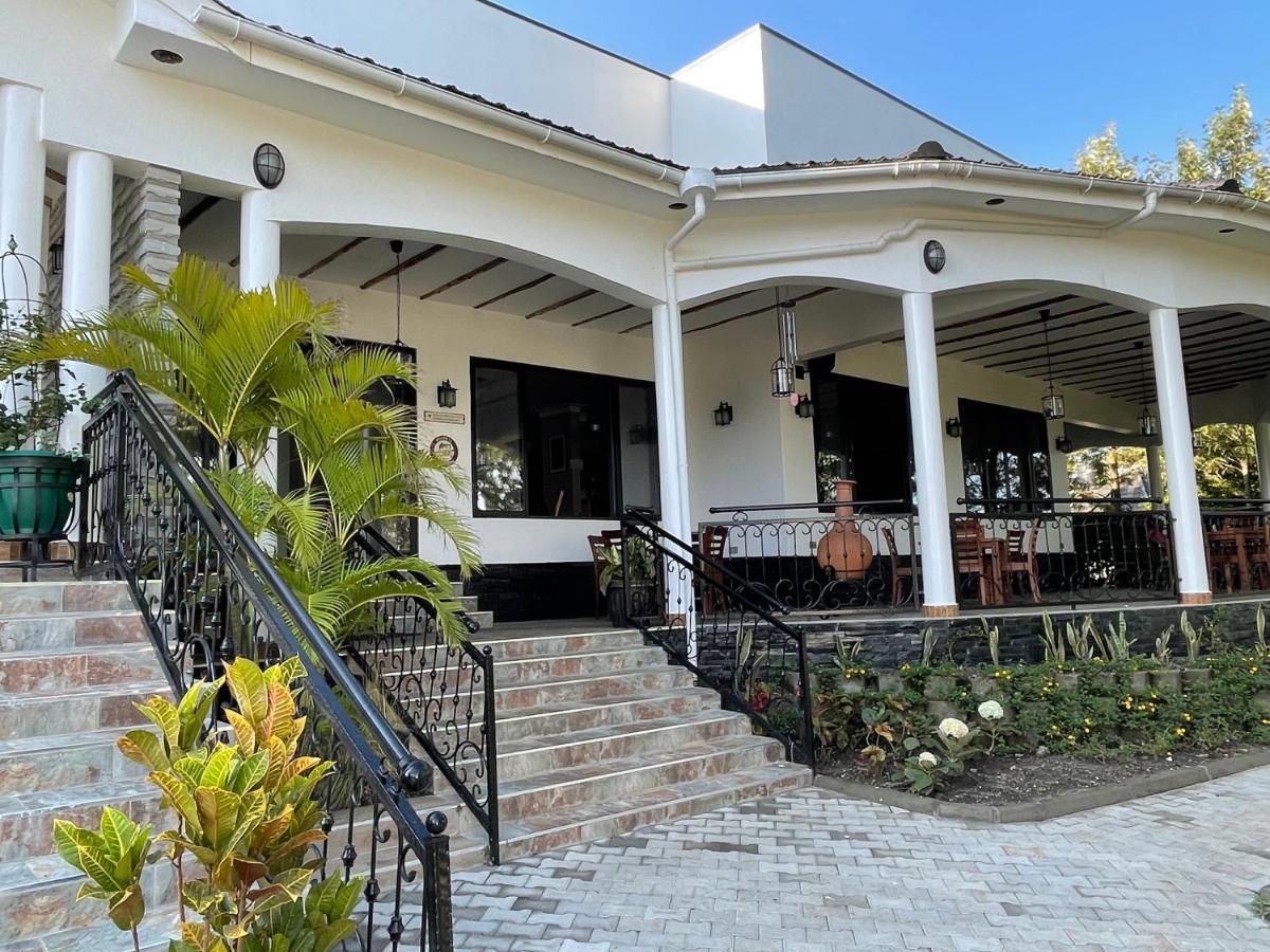 Home Bliss Hotel- Fort Portal Uganda Esterno foto